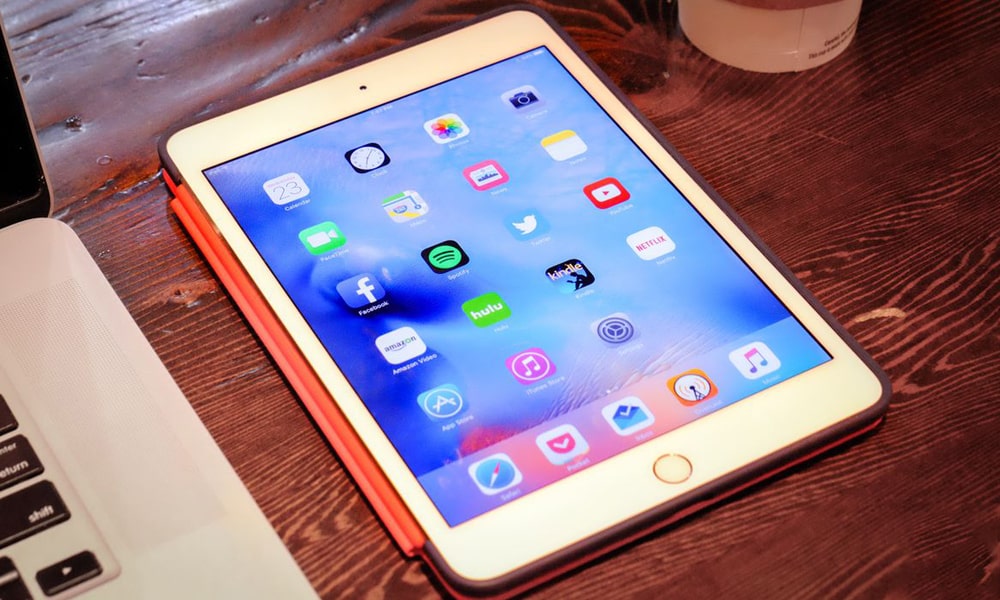 iPad Mini 4 128GB 4G + Wifi 99% đẹp như mới, có trả góp sẵn hàng